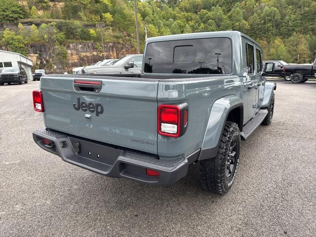 2025 Jeep Gladiator GLADIATOR HIGH TIDE 4X4 2025 Jeep Gladiator GLADIATOR HIGH TIDE 4X4
