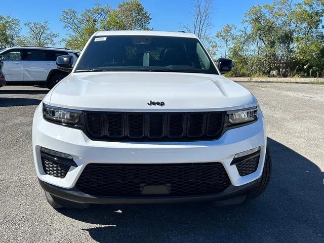 2025 Jeep Grand Cherokee GRAND CHEROKEE LIMITED 4X4 2025 Jeep Grand Cherokee GRAND CHEROKEE LIMITED 4X4