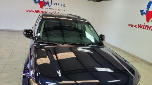 2023 Jeep Grand Cherokee GRAND CHEROKEE L LIMITED 4X4 2023 Jeep Grand Cherokee GRAND CHEROKEE L LIMITED 4X4