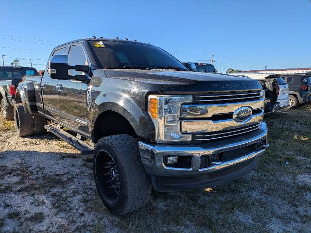 2017 Ford F-350 LARIAT