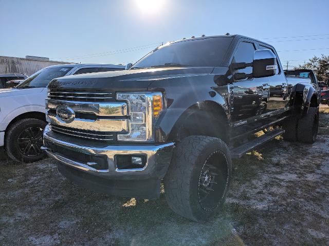2017 Ford F-350 LARIAT