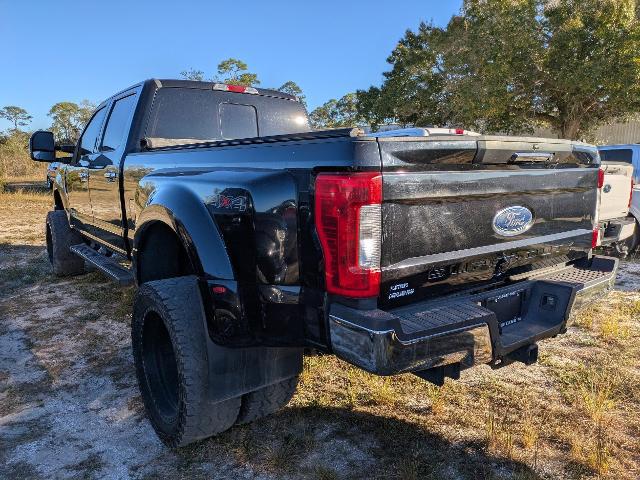 2017 Ford F-350 LARIAT