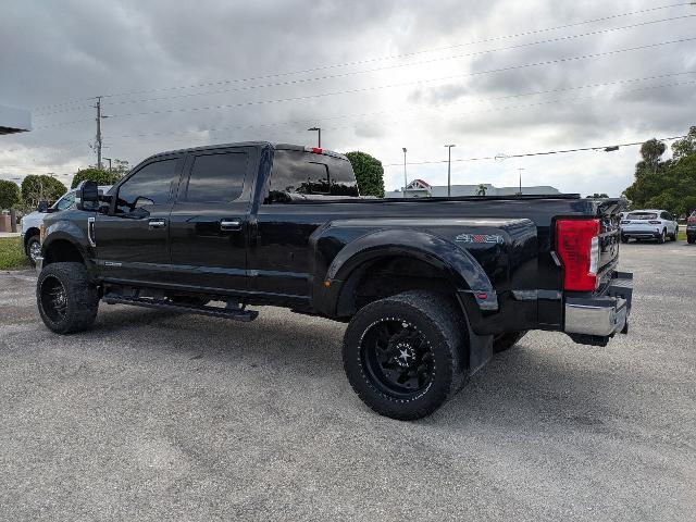 2017 Ford F-350 LARIAT