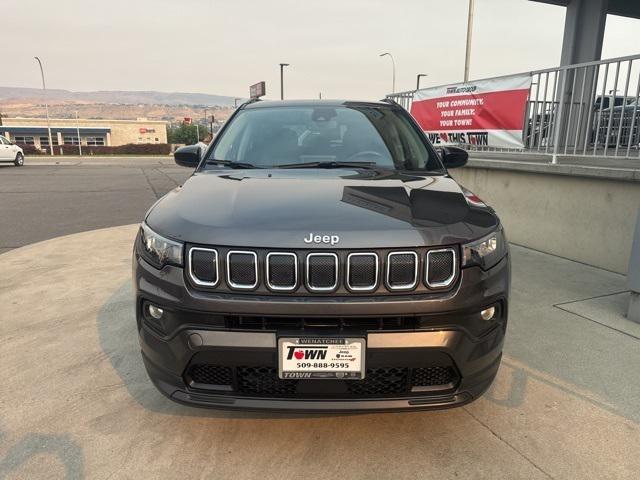 2022 Jeep Compass Latitude 4x4 2022 Jeep Compass Latitude 4x4