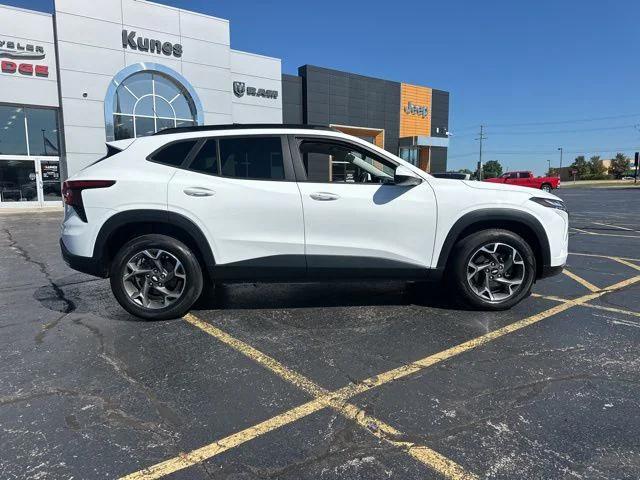 2024 Chevrolet Trax FWD LT