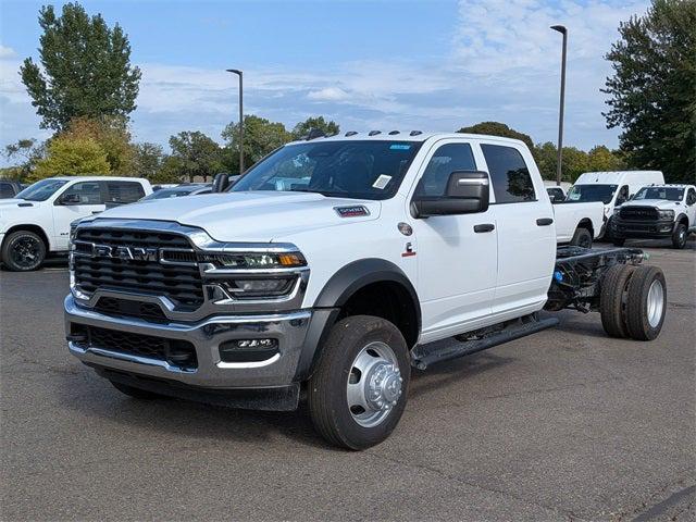 2026 RAM Ram 5500 Chassis Cab RAM 5500 TRADESMAN CHASSIS CREW CAB 4X4 84 CA