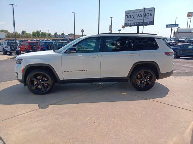 2023 Jeep Grand Cherokee L Altitude 4x4 2023 Jeep Grand Cherokee L Altitude 4x4