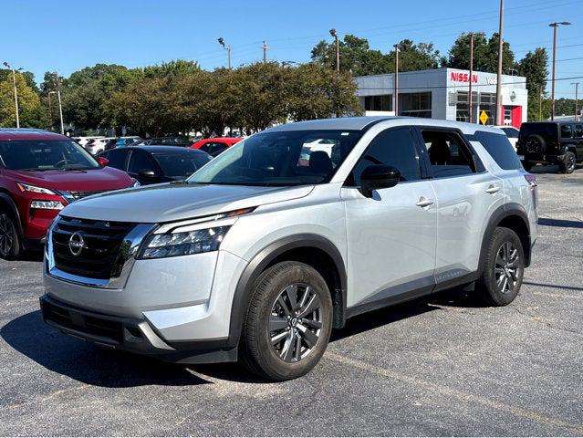 2024 Nissan Pathfinder S 4WD