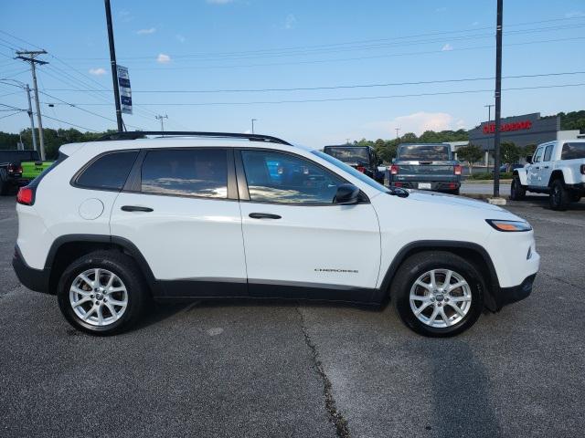 2017 Jeep Cherokee Sport FWD