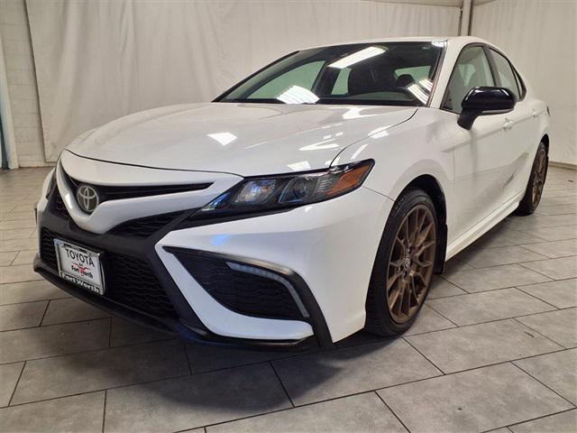 2023 Toyota Camry SE Nightshade Edition