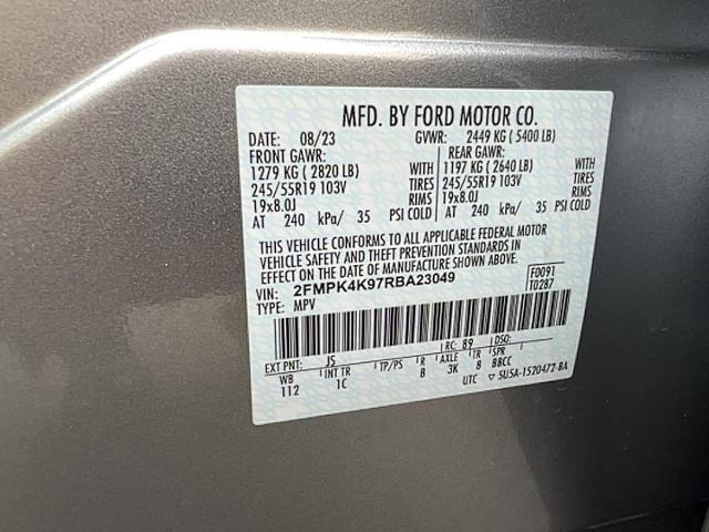 2024 Ford Edge Titanium