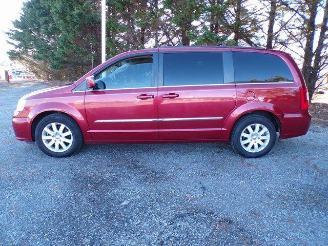2014 Chrysler Town and Country Touring