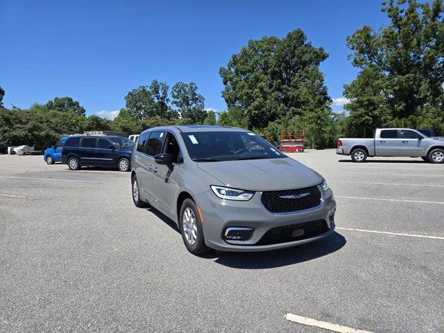2025 Chrysler Pacifica PACIFICA SELECT