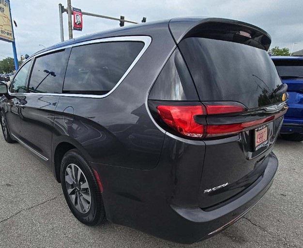 2023 Chrysler Pacifica Hybrid Limited