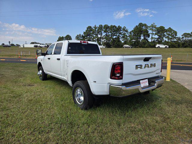 2026 RAM Ram 3500 RAM 3500 TRADESMAN CREW CAB 4X4 8 BOX