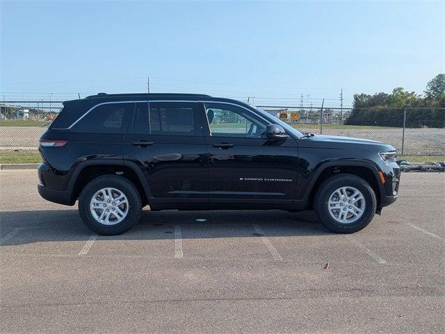 2025 Jeep Grand Cherokee GRAND CHEROKEE LAREDO 4X4 2025 Jeep Grand Cherokee GRAND CHEROKEE LAREDO 4X4