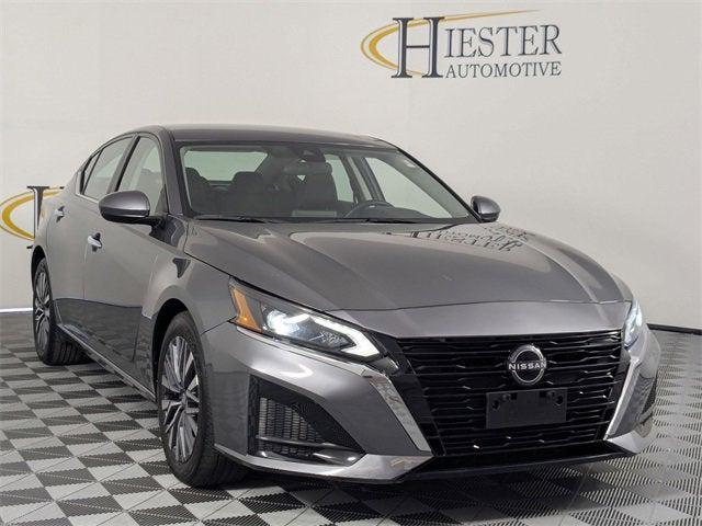 2023 Nissan Altima SV FWD