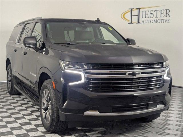 2022 Chevrolet Suburban 4WD LT