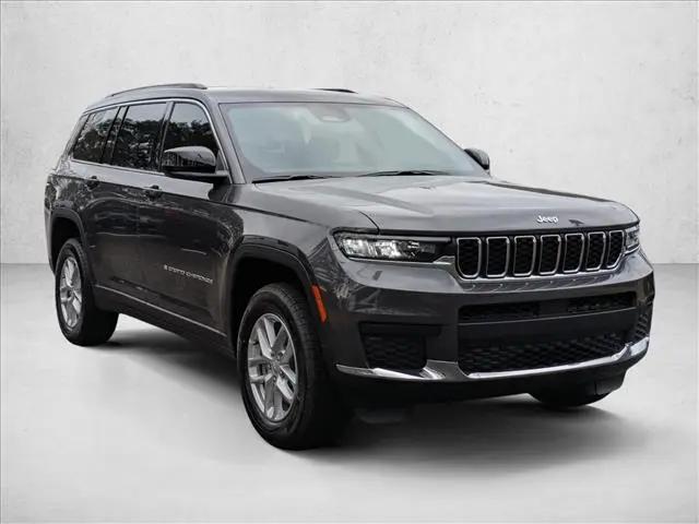 2025 Jeep Grand Cherokee L Laredo 4x2