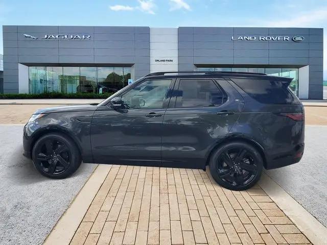 2025 Land Rover Discovery P360 Dynamic SE