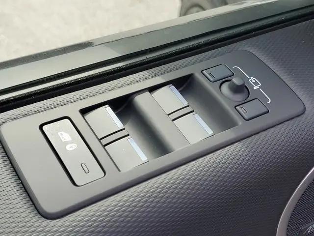 2025 Land Rover Discovery P360 Dynamic SE
