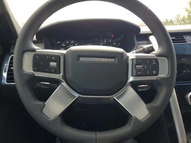 2025 Land Rover Discovery P360 Dynamic SE
