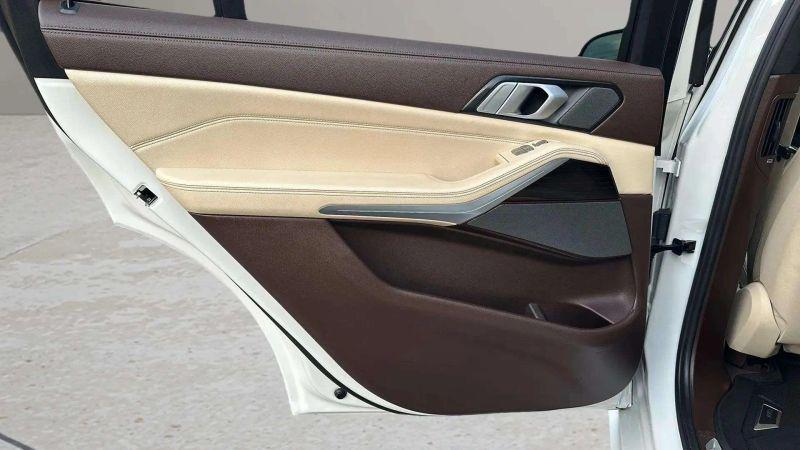 2019 BMW X7 xDrive40i