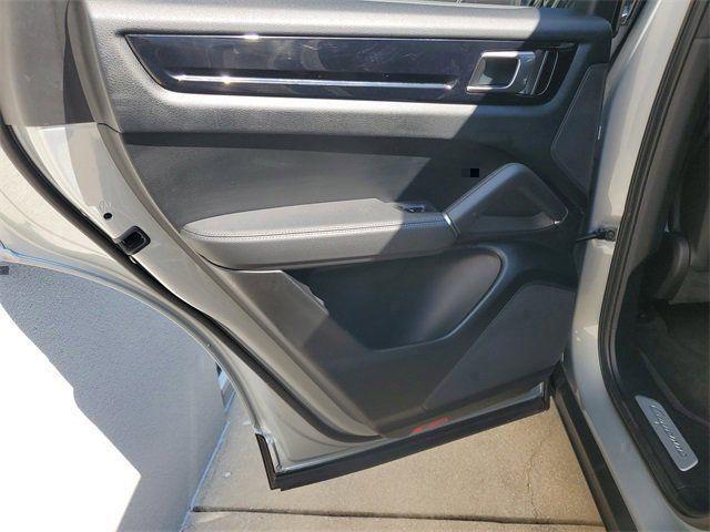 2021 Porsche Cayenne Unknown