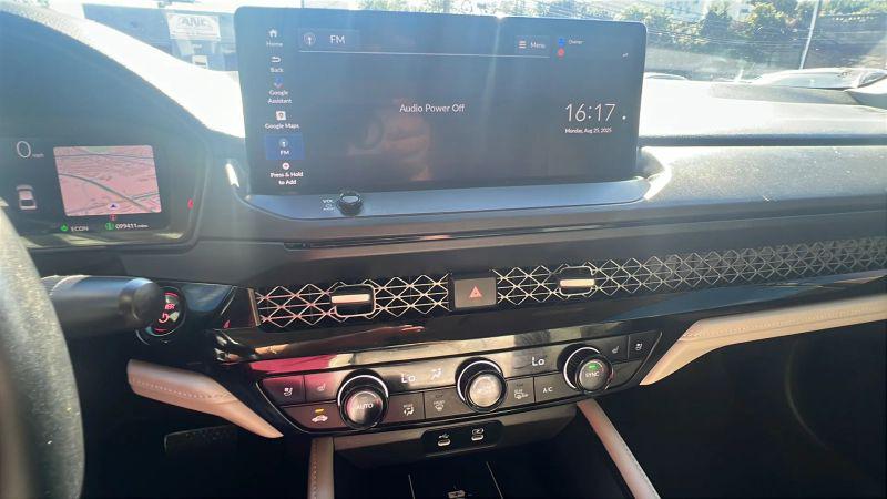 2023 Honda Accord Hybrid Touring