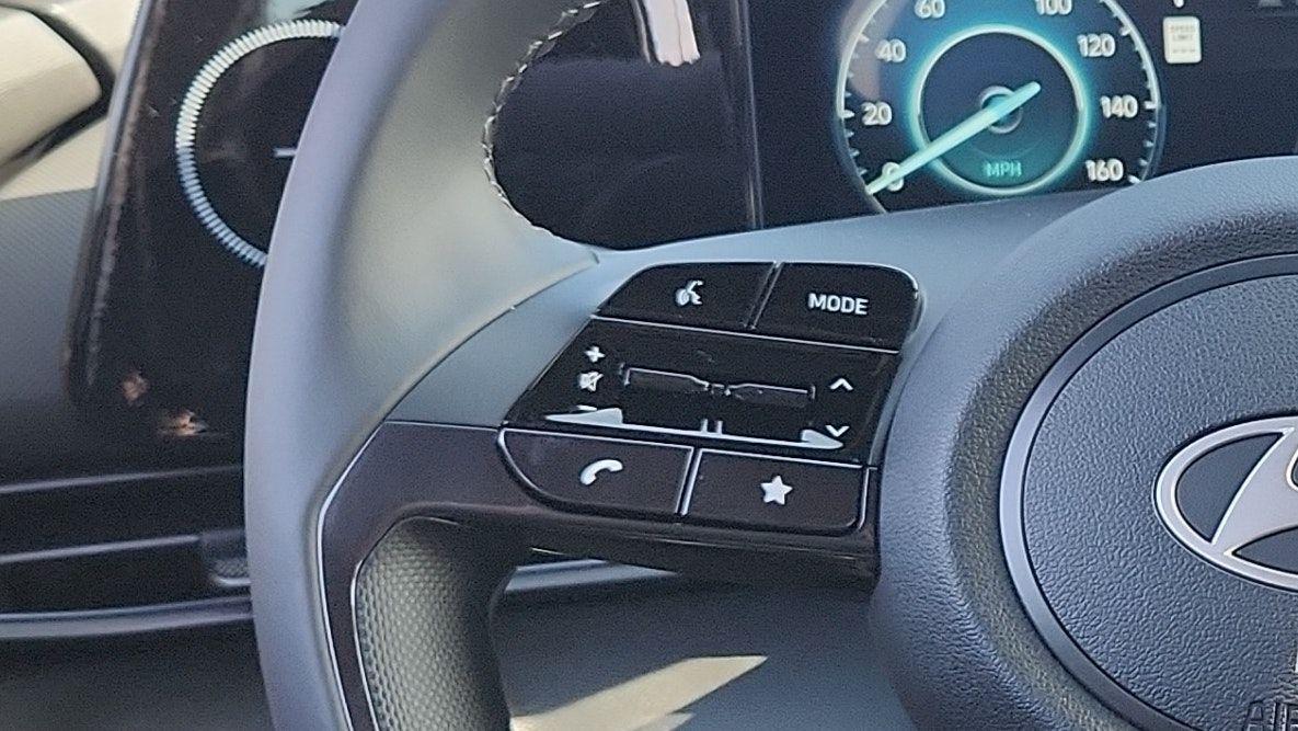 2025 Hyundai Elantra Blue - Photo 13