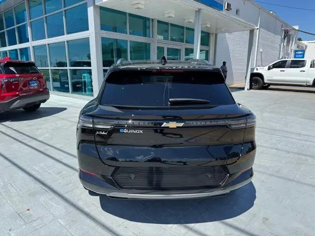 2025 Chevrolet Equinox LT 2