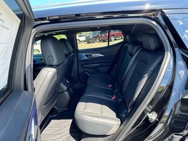 2025 Chevrolet Equinox LT 2