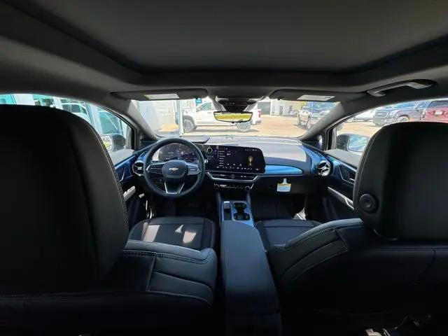 2025 Chevrolet Equinox LT 2