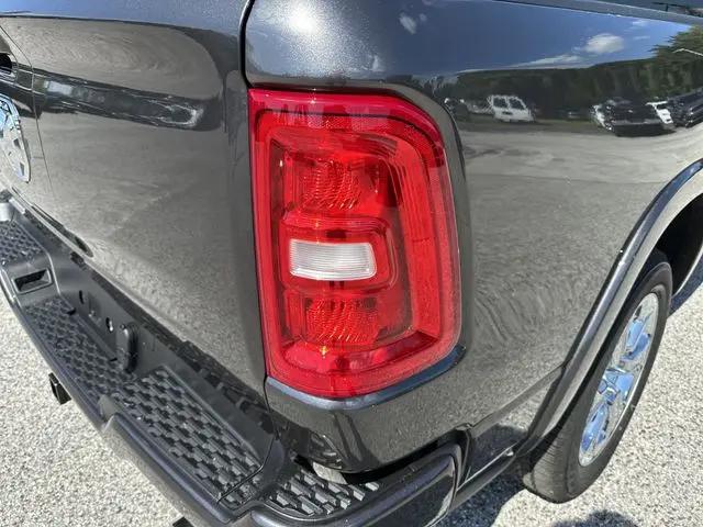 2026 Ram 1500 Big Horn Crew Cab 4x2 57 Box