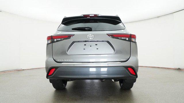 2025 Toyota Highlander Limited