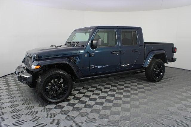 2025 Jeep Gladiator Nighthawk