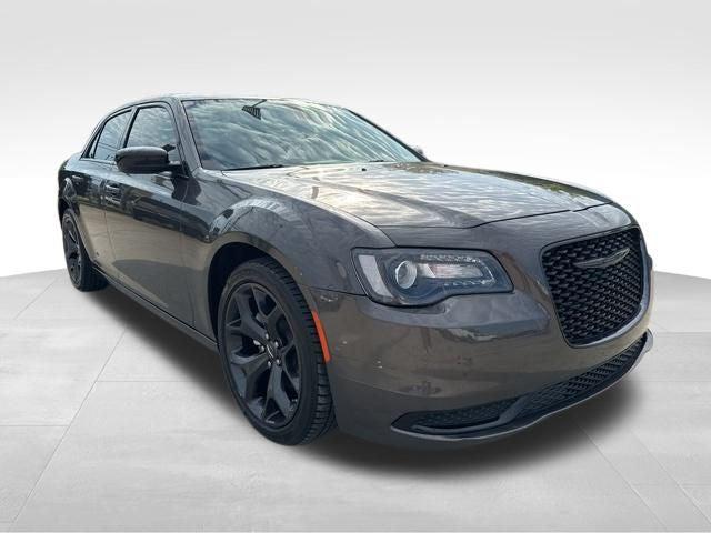 2023 Chrysler 300 Touring
