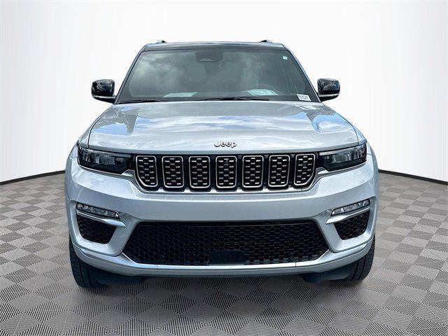 2022 Jeep Grand Cherokee Summit Reserve 4x4 2022 Jeep Grand Cherokee Summit Reserve 4x4