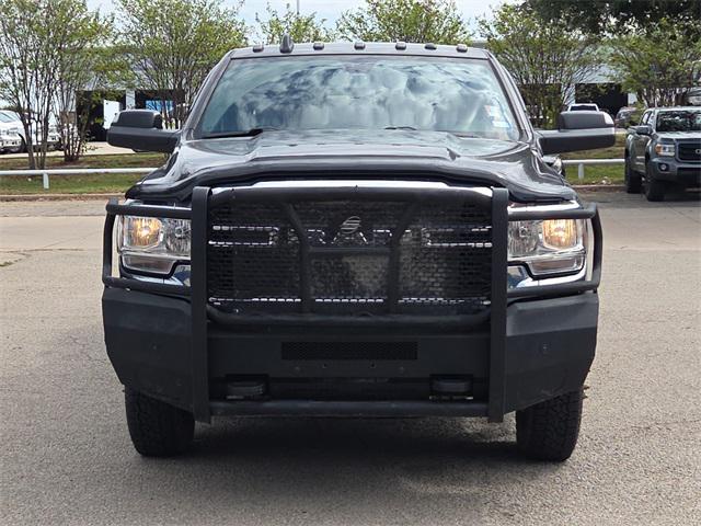 2022 RAM 3500 Tradesman Crew Cab 4x4 8 Box