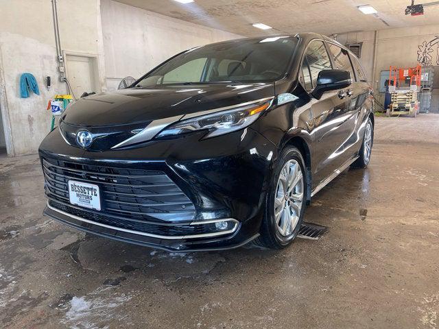 2022 Toyota Sienna Platinum 2022 Toyota Sienna Platinum