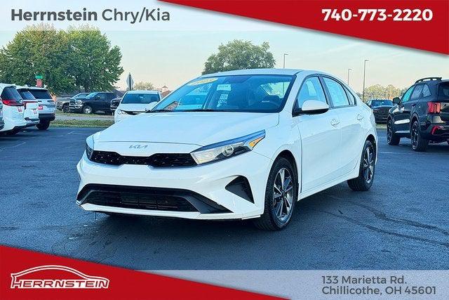 2023 Kia Forte LXS