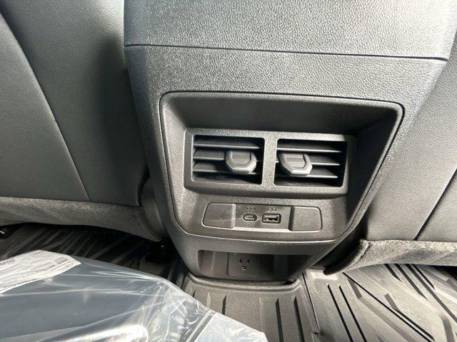 2026 Chevrolet Colorado LT, 4WD