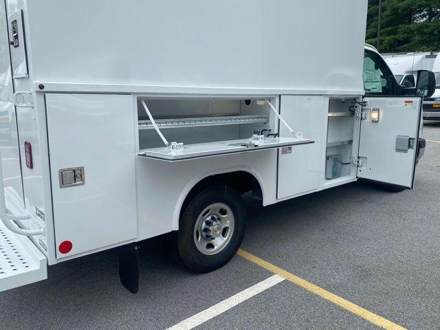 2025 Chevrolet Express Cutaway Work Van