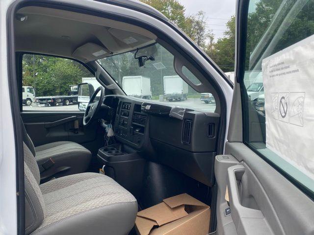 2025 Chevrolet Express Cutaway Work Van