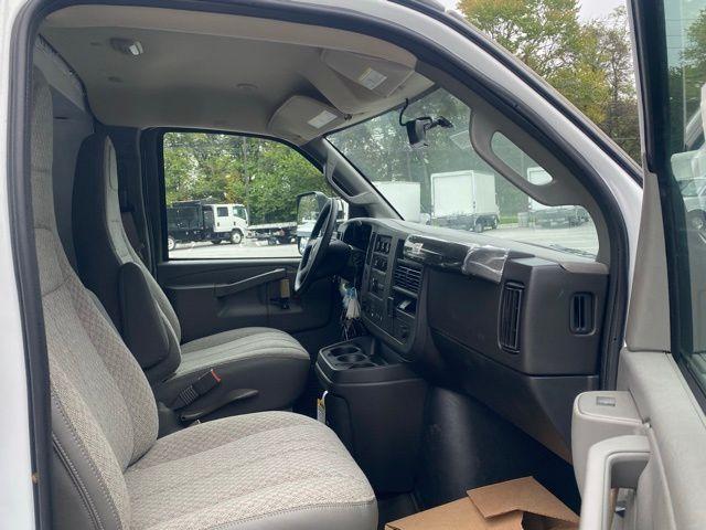 2025 Chevrolet Express Cutaway Work Van