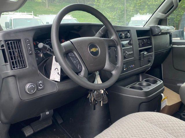 2025 Chevrolet Express Cutaway Work Van
