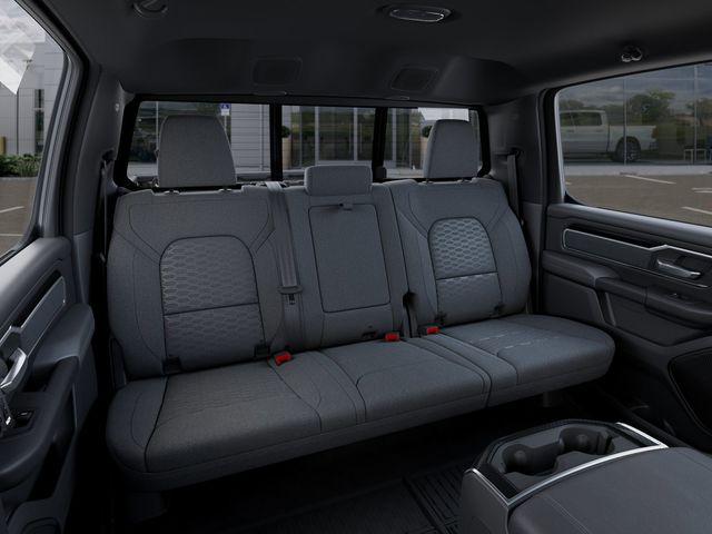 2025 Ram 1500 Big Horn Crew Cab 4x4 5'7" Box