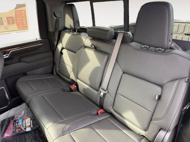 2025 Chevrolet Silverado 2500HD 4WD Crew Cab Standard Bed LT