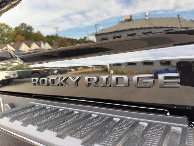 2025 Chevrolet Silverado 2500HD 4WD Crew Cab Standard Bed LT