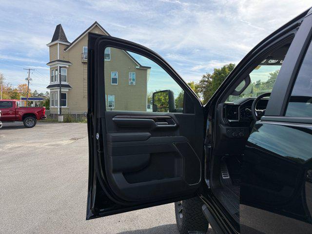 2025 Chevrolet Silverado 2500HD 4WD Crew Cab Standard Bed LT